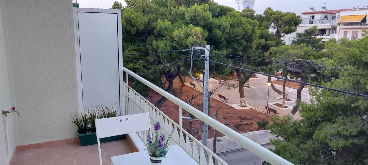 Kristy Apartment Артемида Екстериор снимка