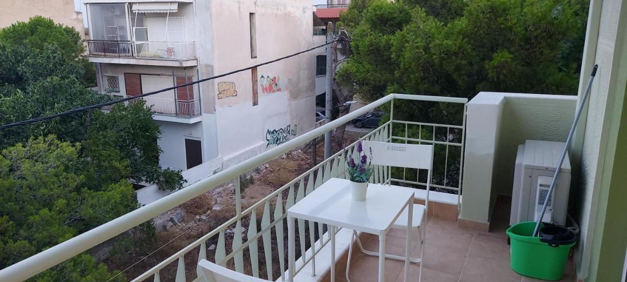 Kristy Apartment Артемида Екстериор снимка