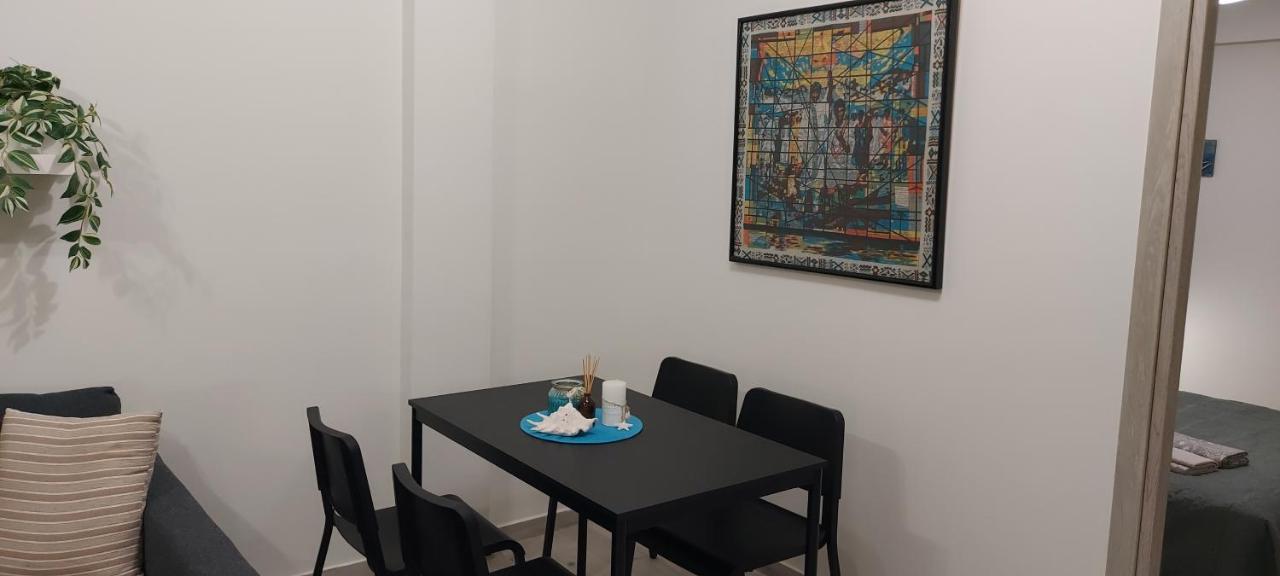 Kristy Apartment Артемида Екстериор снимка