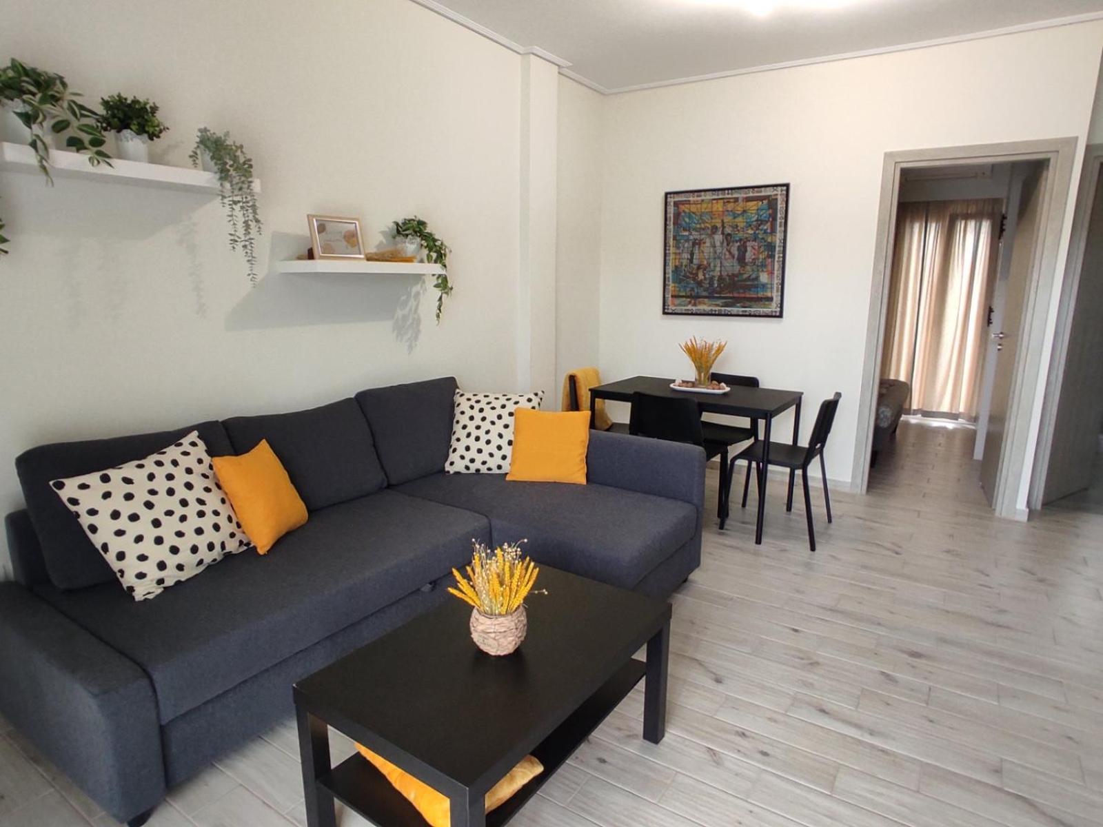 Kristy Apartment Артемида Екстериор снимка