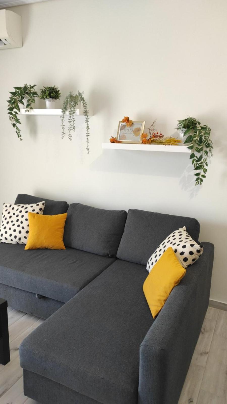 Kristy Apartment Артемида Екстериор снимка